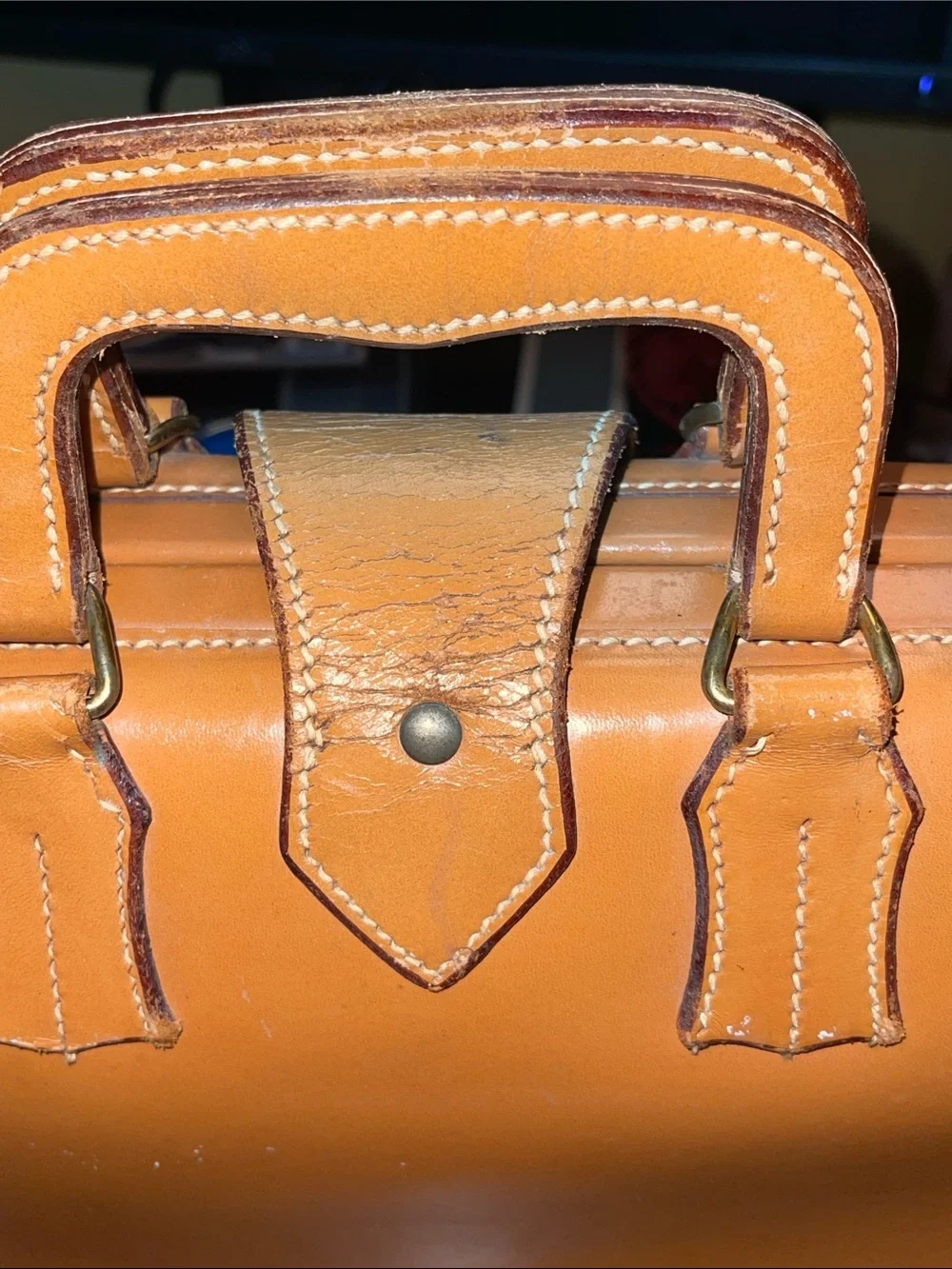 Vintage Atlas-Classic Men's Tan Leather Briefcase with Top Handle
